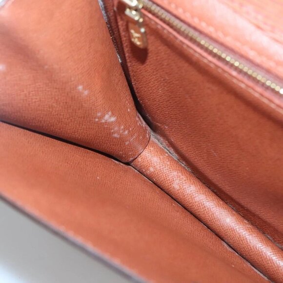 LOUIS VUITTON Epi Montaigne 27 Clutch Bag Brown LV Auth 122669 - Picture 10 of 16